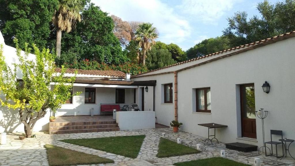 Arbaria Appartamenti Ex Arbaria Trapani Buitenkant foto